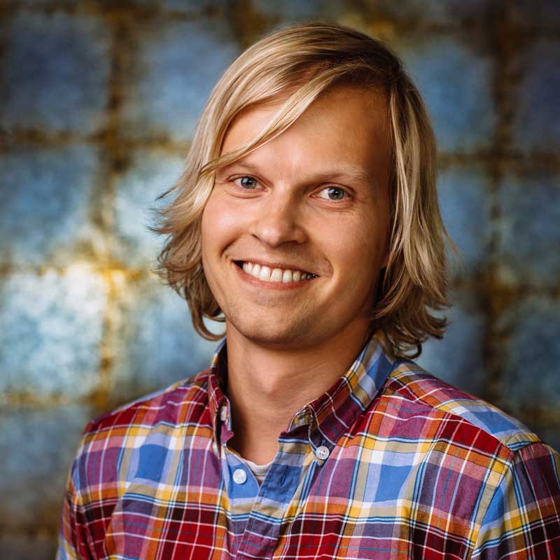 Heikki-Full-color-square1